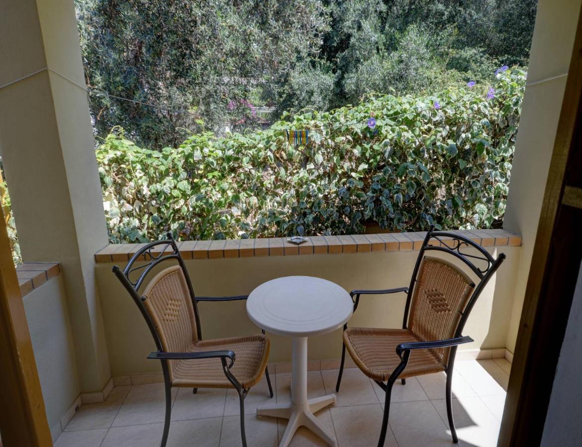 Mikeys Apartments Παλαιοκαστρίτσα Εξωτερικό φωτογραφία