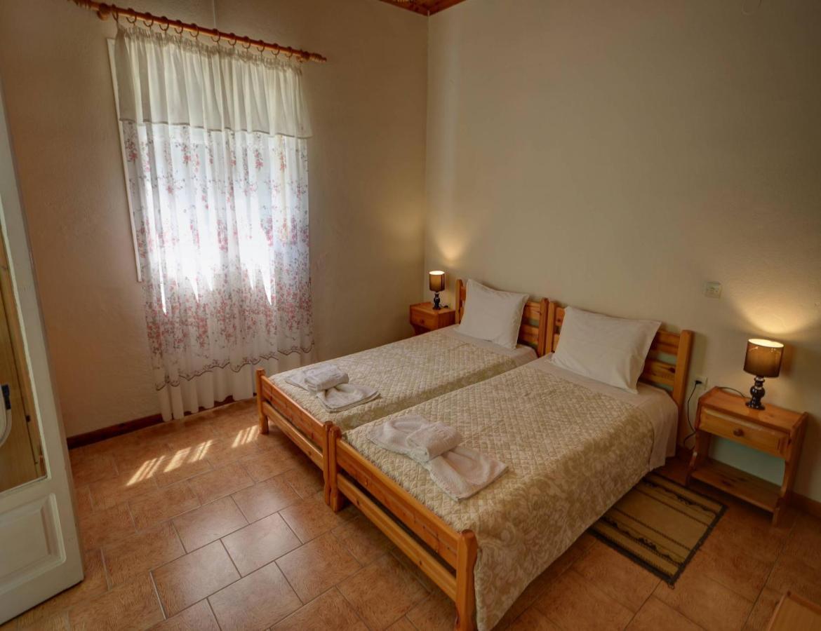 Mikeys Apartments Παλαιοκαστρίτσα Εξωτερικό φωτογραφία